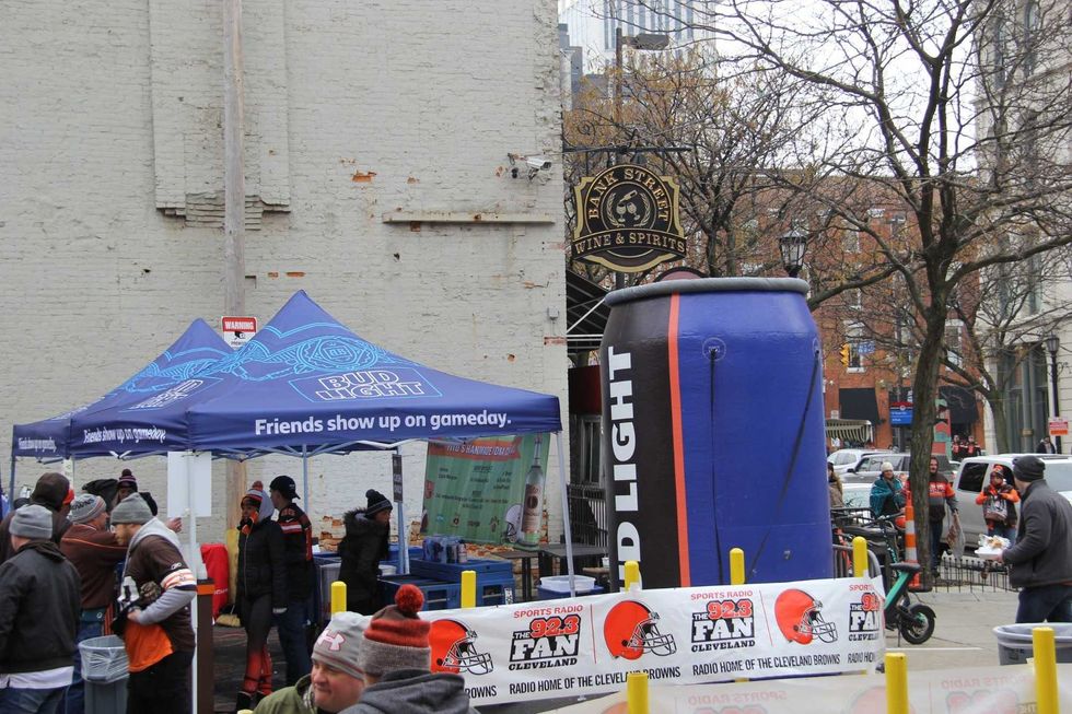 Fan Tailgate 11-24-19