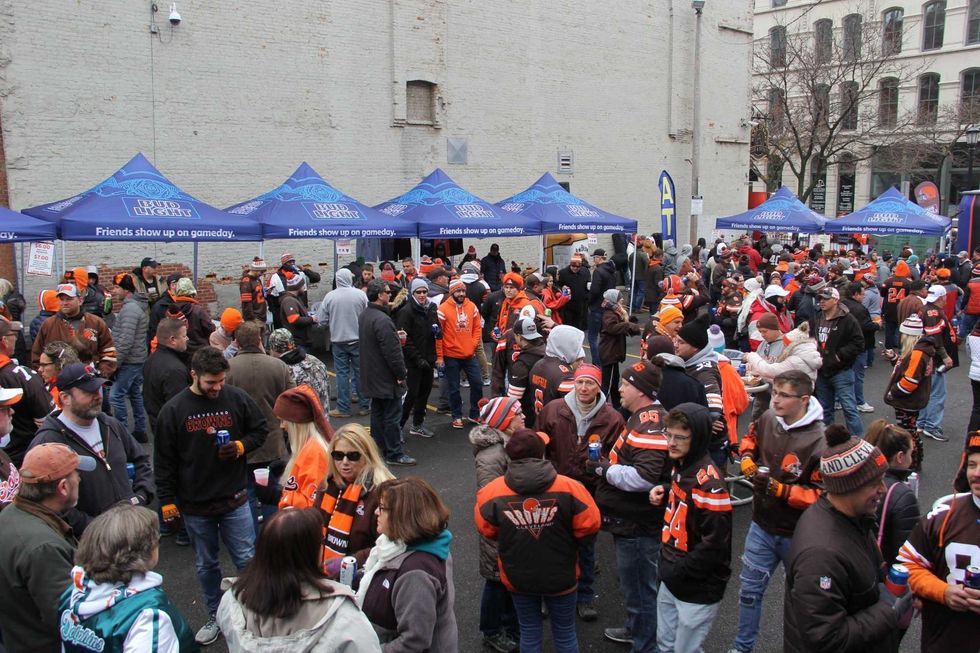 Fan Tailgate 11-24-19