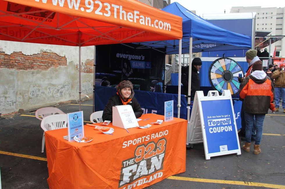 Fan Tailgate 11-24-19