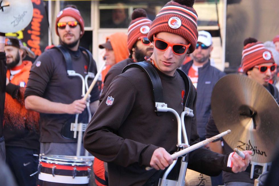 Fan tailgate Barley 12-22-19