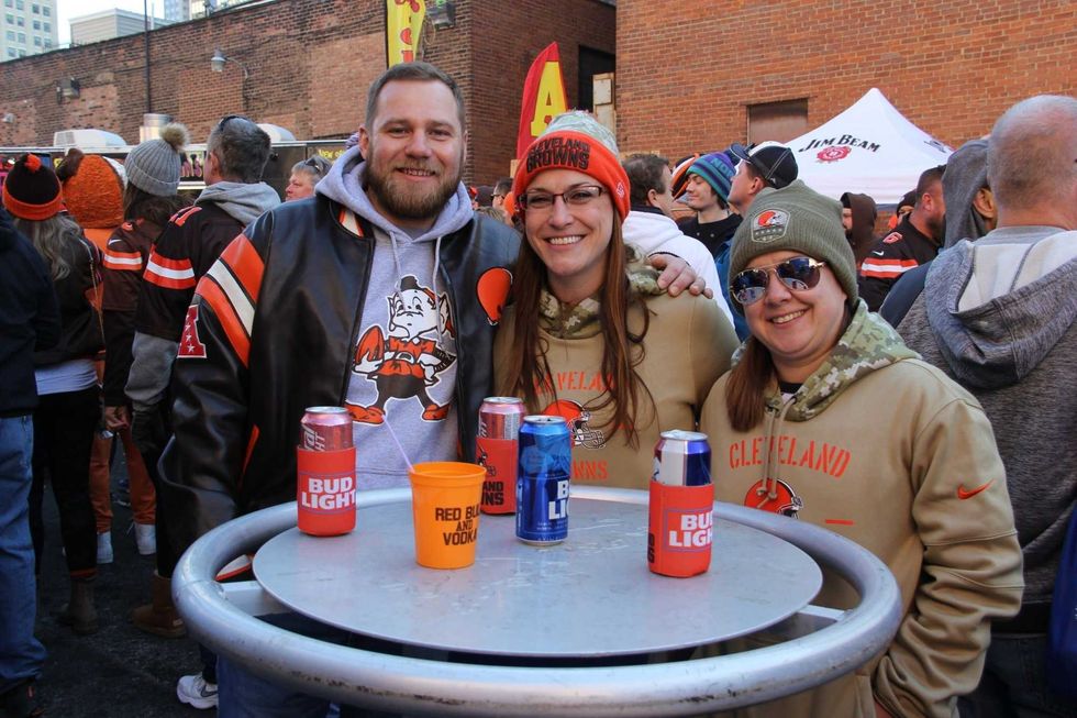 Fan tailgate Barley 12-22-19