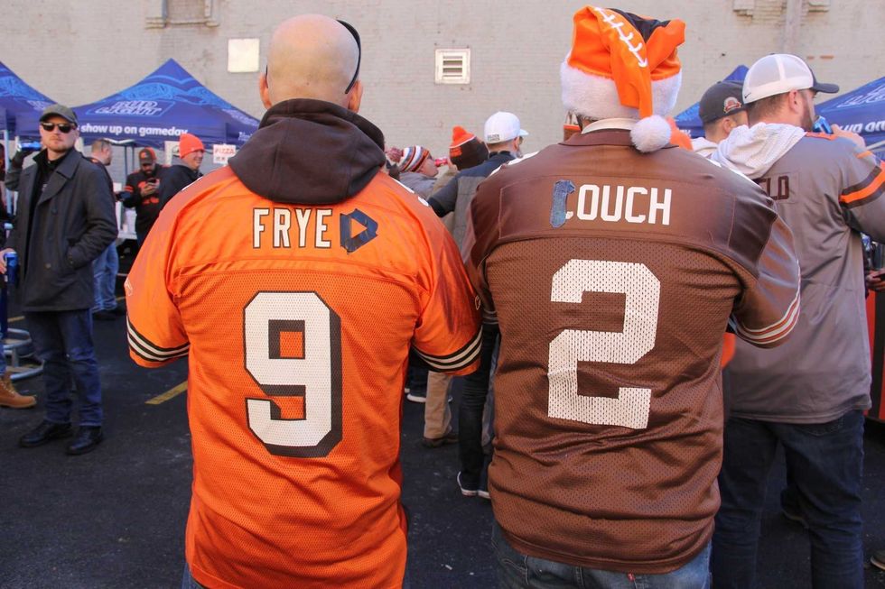 Fan tailgate Barley 12-22-19