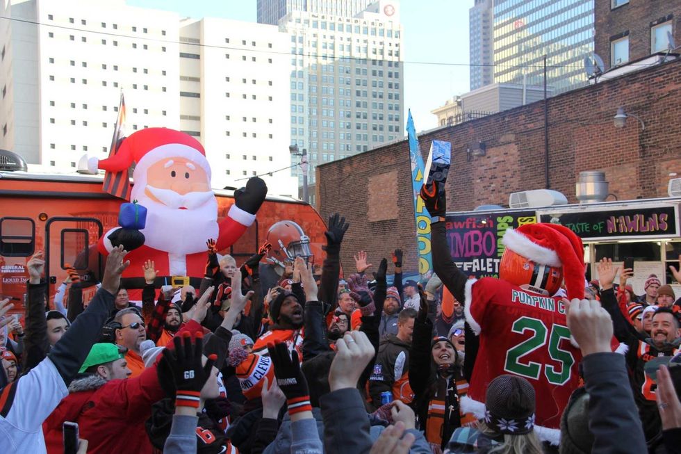 Fan tailgate Barley 12-22-19