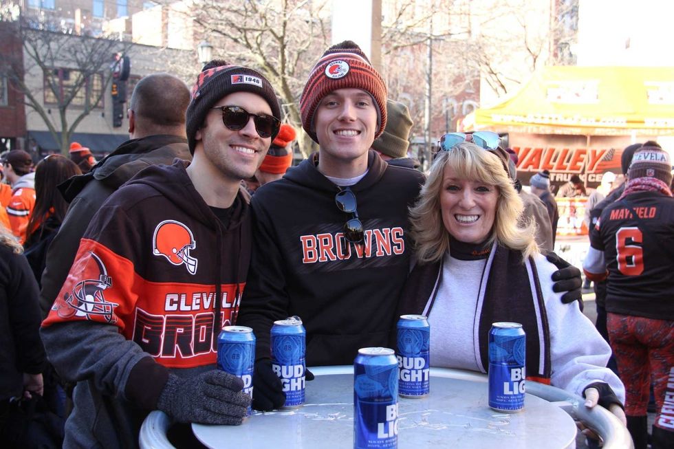 Fan tailgate Barley 12-22-19