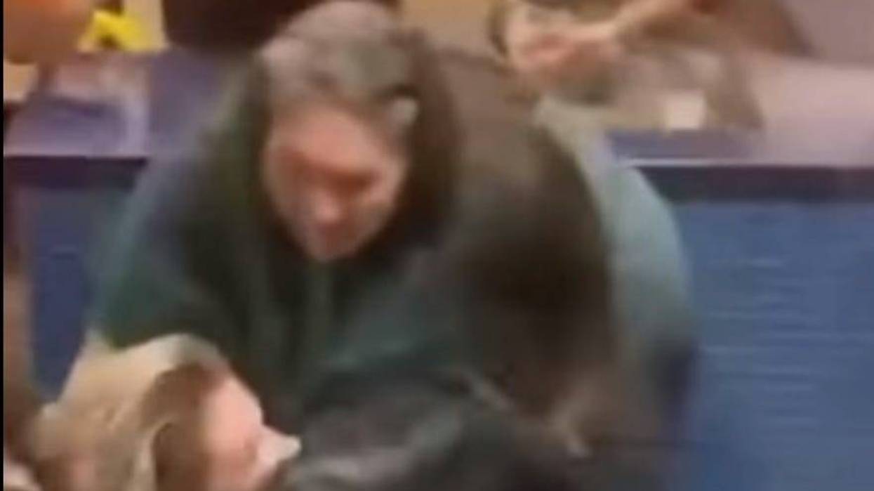 Female Brawl At IHOP In Texas