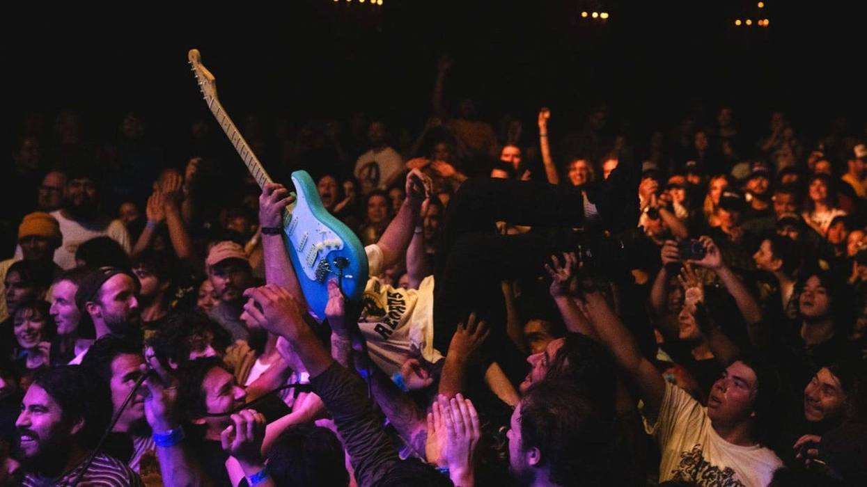 Fender Guitar Correspondent