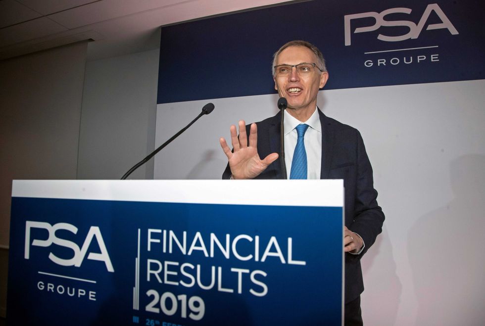 Fiat Chrysler, Peugeot shareholders approve merger 