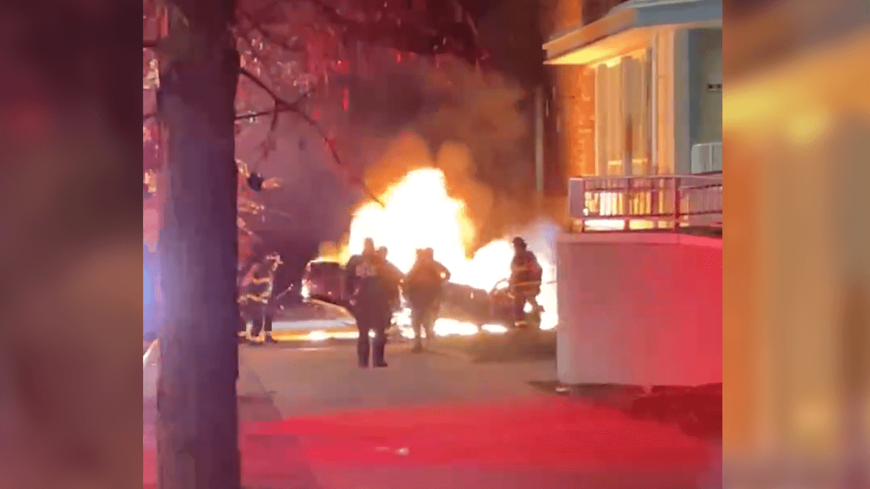 Fiery crash on SI