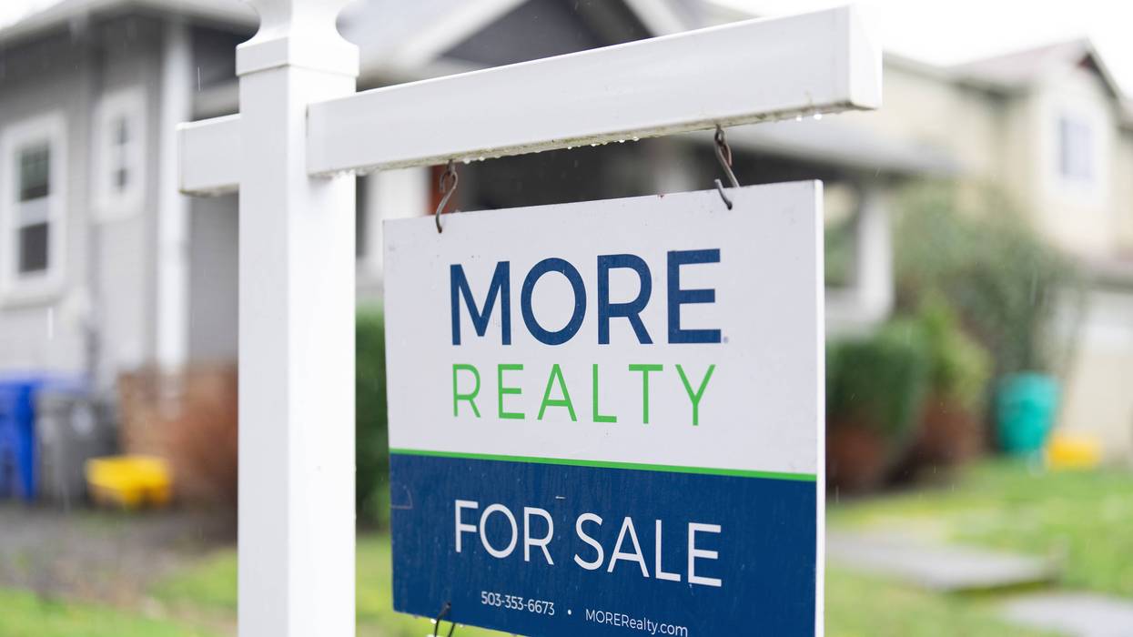 Average US long-term mortgage rate rises to 6.52%, just below its high for the year