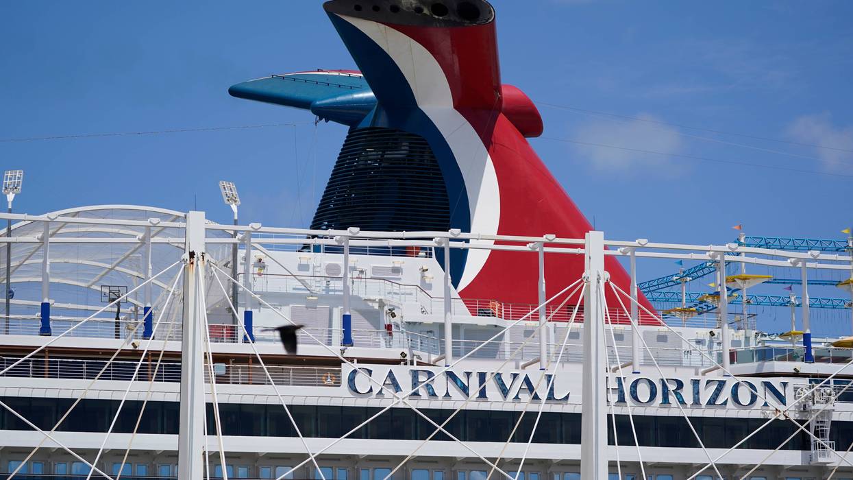 Teen charged with killing Florida stepsister on cruise ship pleads not guilty