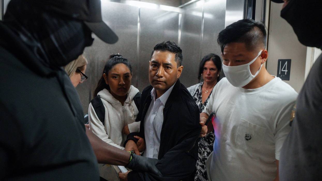 Judge bars immigration arrests at US courthouses in a setback for Trump