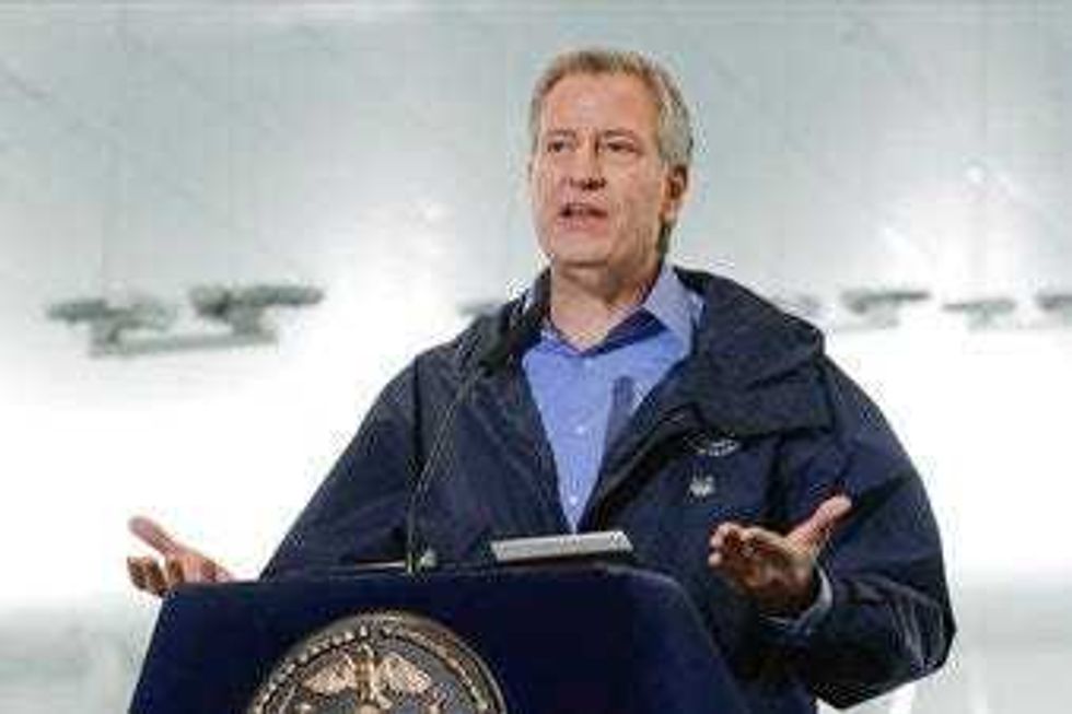 NYC Mayor Urges National Enlistment Program for Doctors
