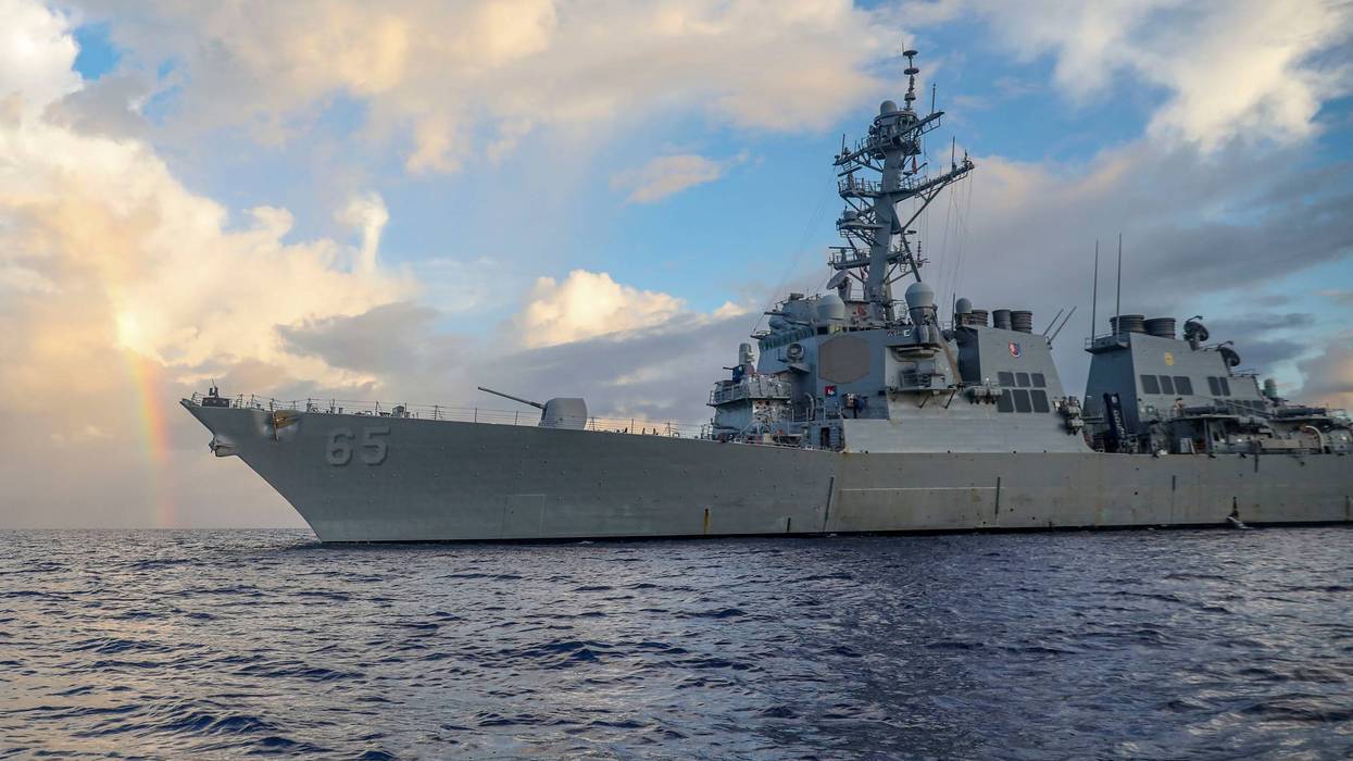 US Navy destroyer with 300 sailors aboard broke down for four days in the Pacific