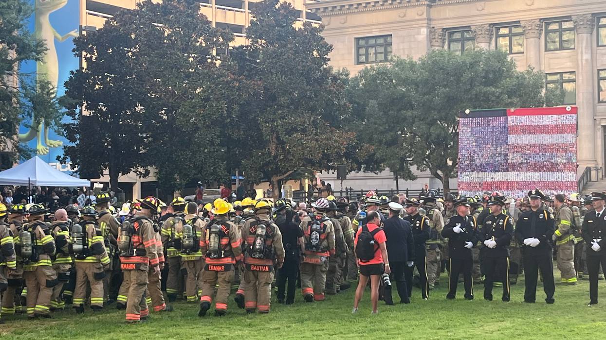 First responders climb 110 stories in Dallas for 9/11 Memorial Stair Climb