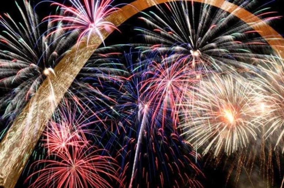 fireworks at Gateway Arch in St. Louis