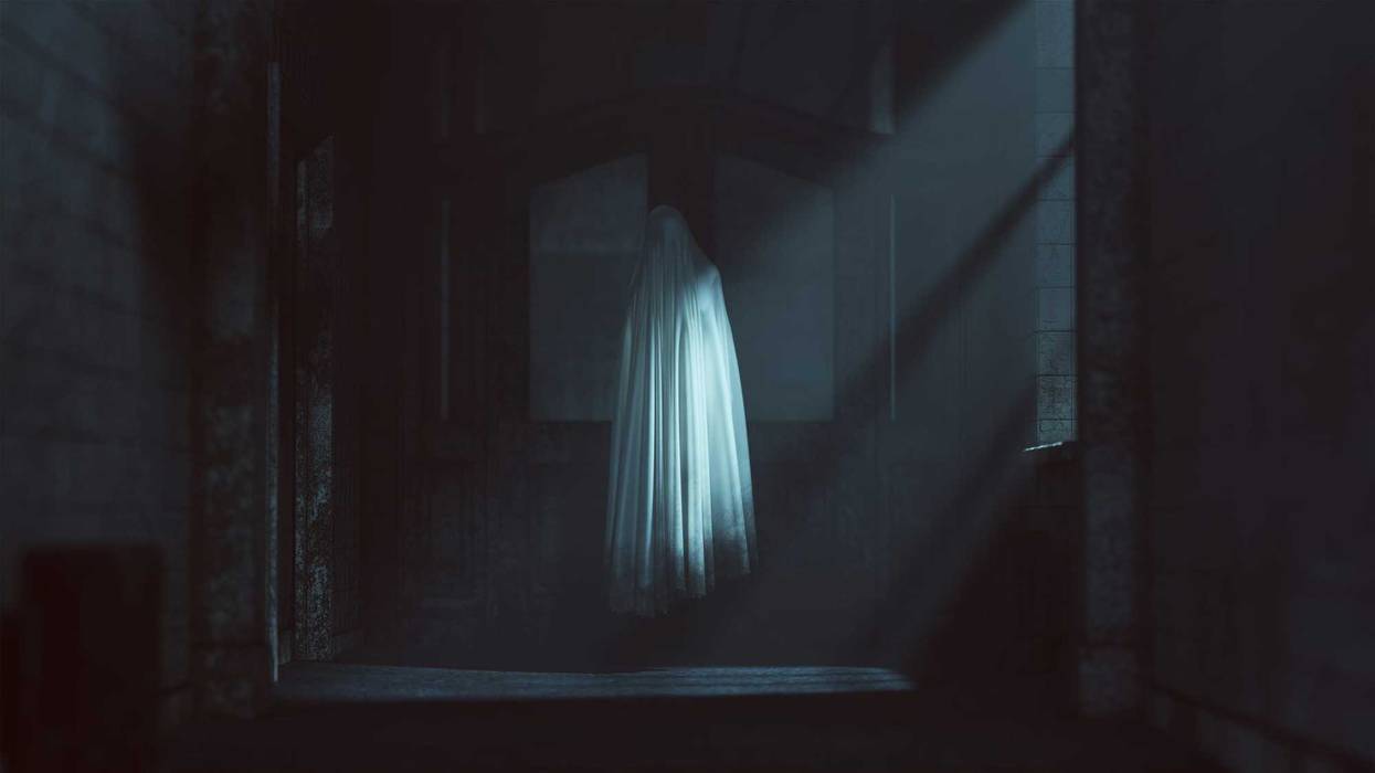 Floating Ghost