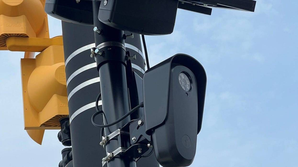 Flock camera in Farmington Hills