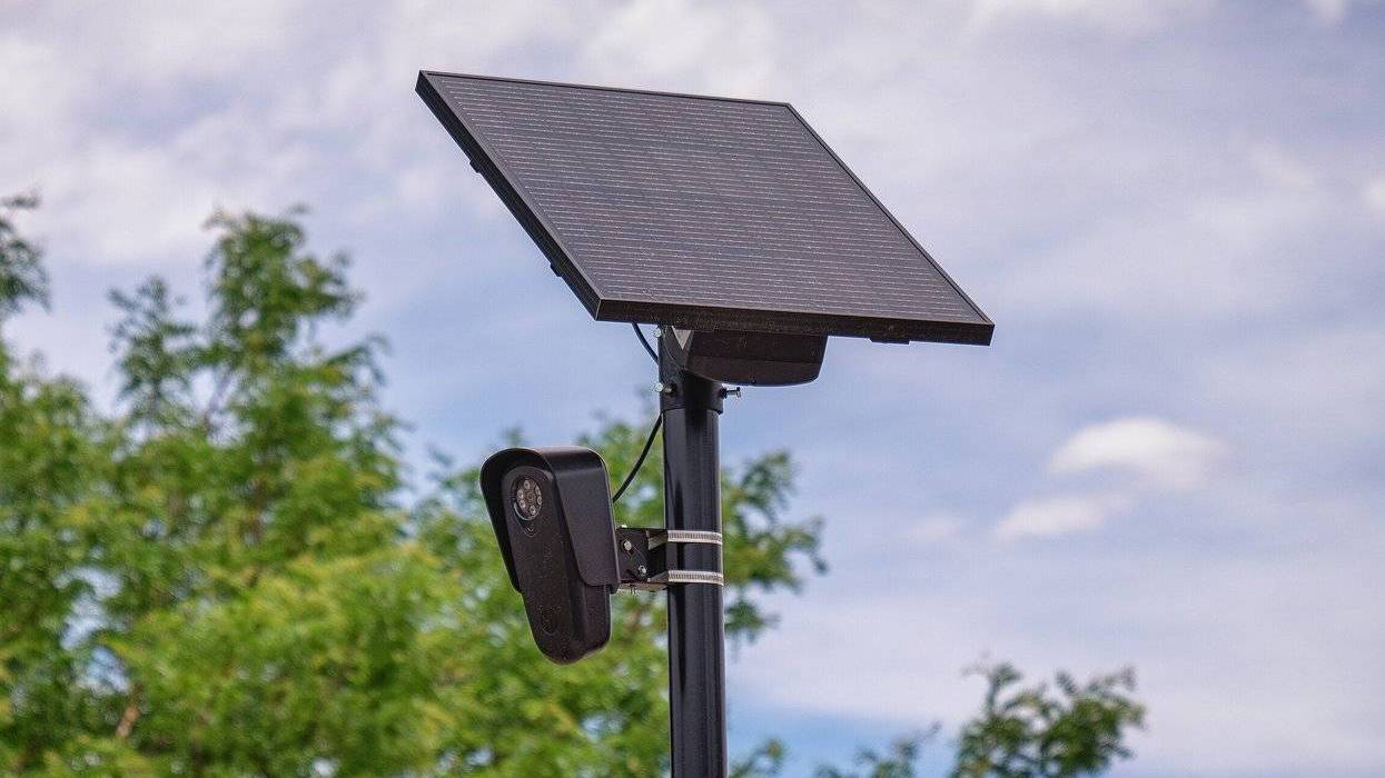 Flock cameras expand across DFW amid crime-fighting claims and privacy debates