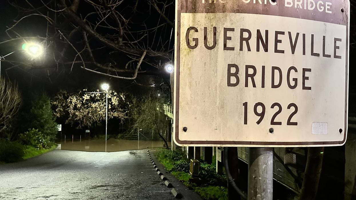 Flooding at the Guerneville Bridge.