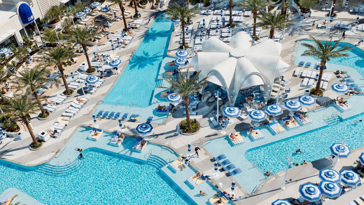 Fontainebleau Las Vegas Pool Birdseye View