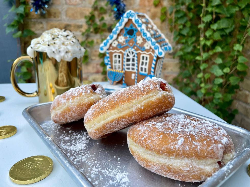 For dessert, guests can indulge in decadent Boozy Jelly Donuts made with housemade vodka-infused jelly.