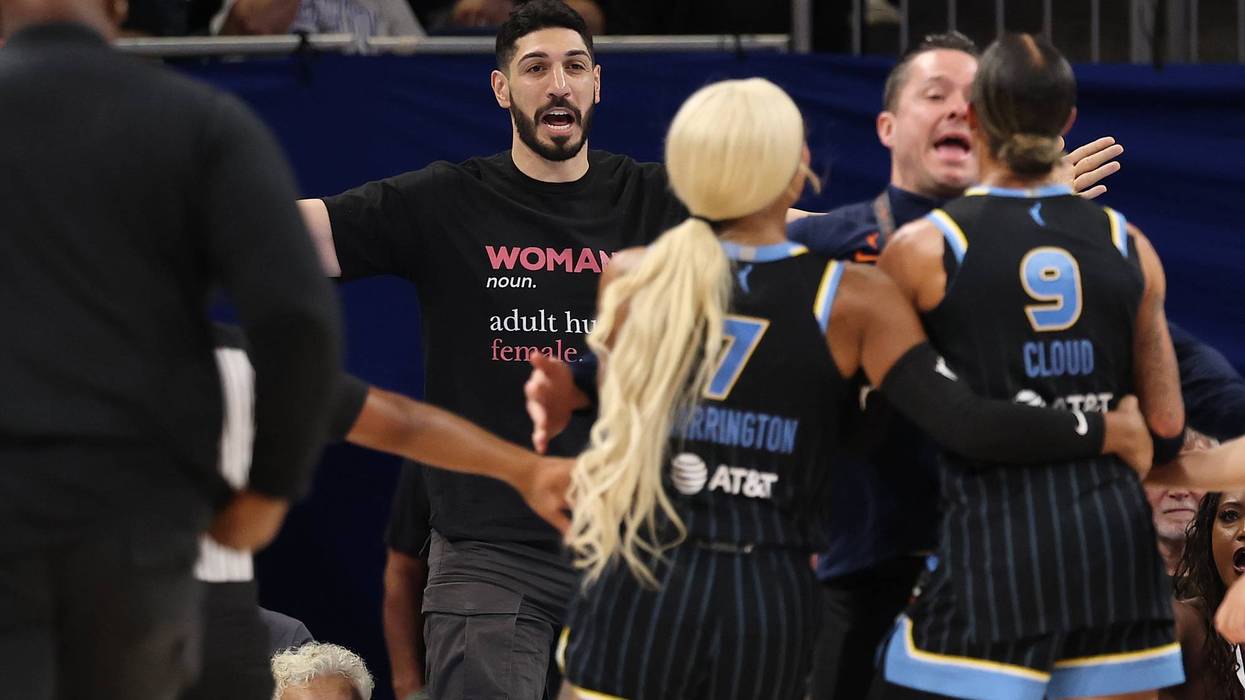 Enes Kanter Freedom ejected from Sky-Fever game after courtside confrontation