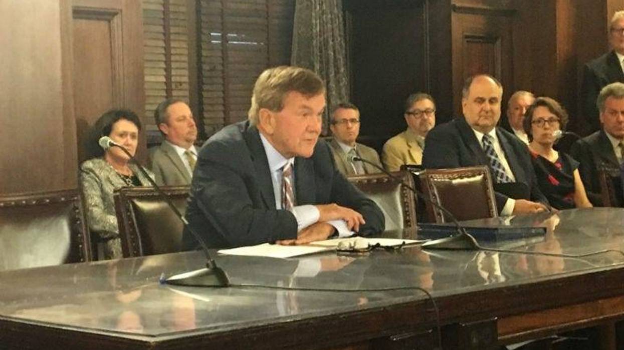 Former Gov. Tom Ridge was the heavy hitter called in by backers of a bill to prop up the state’s struggling nuclear power industry as the state House held the first hearing on the proposal.