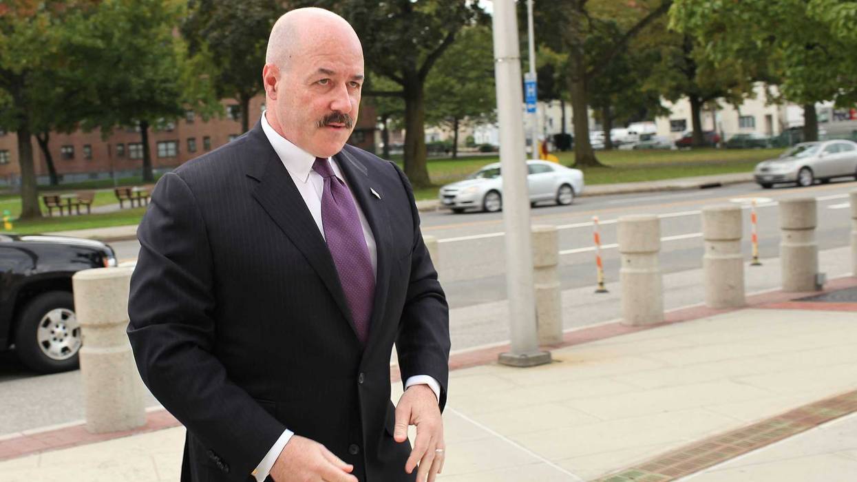 Former New York City police commissioner Bernard Kerik enters the courthouse for a pre-trial hearing on October 20, 2009 in White Plains, New York.