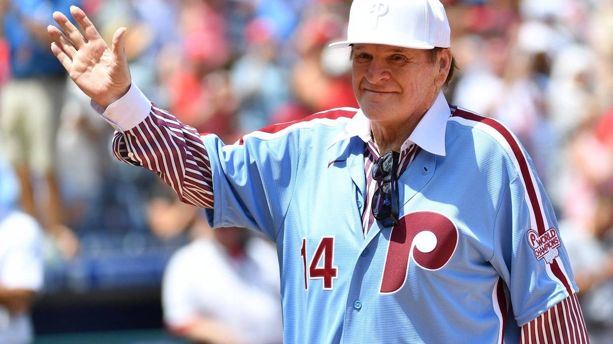 Former Philadelphia Phillies great Pete Rose acknowledges the crowd during Alumni Day ceremonies on Aug. 7, 2022 before a game against the Washington Nationals at Citizens Bank Park.