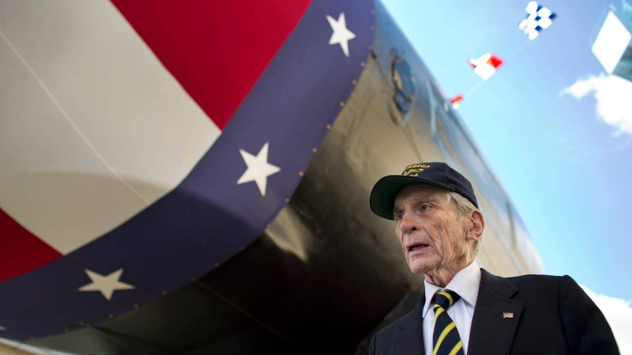 Former Sen. John Warner, World War II and Korean War vet, dies at 94