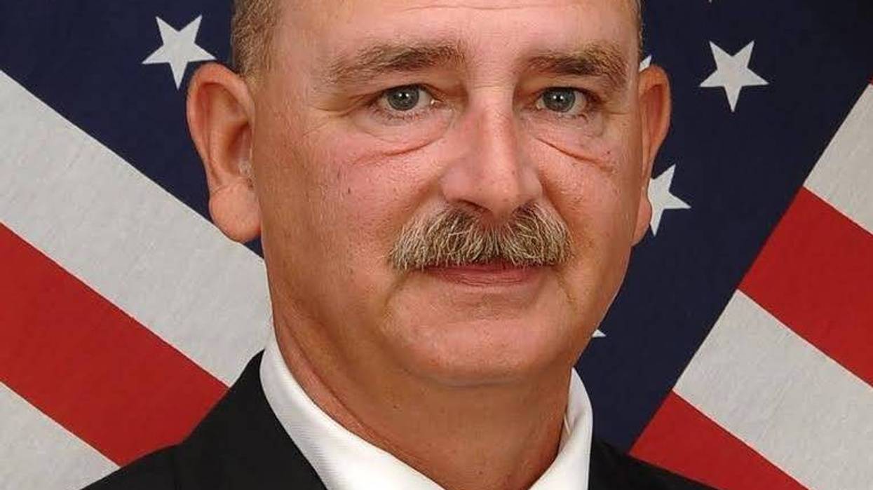 "In The Jailhouse Now" Former Sheriff starts prison sentence