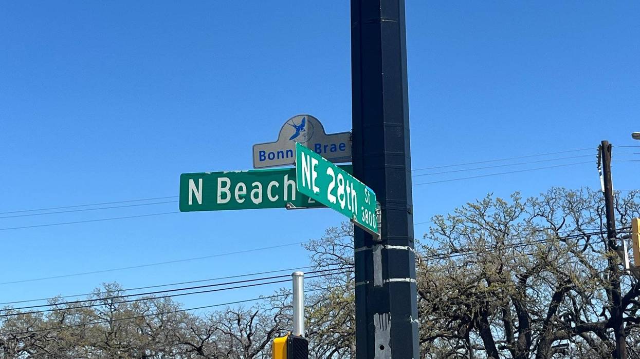 Fort Worth moved swiftly Thursday to remove honorary street signs bearing César Chávez's name along Northeast and Northwest 28th Street in the Northside neighborhood, as city and county leaders called for stripping all public recognition of the late farmworkers' rights leader following newly surfaced sexual abuse allegations.