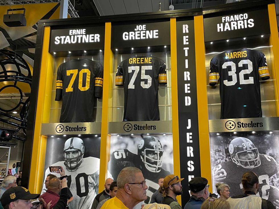 Franco Harris retired jersey with other 2