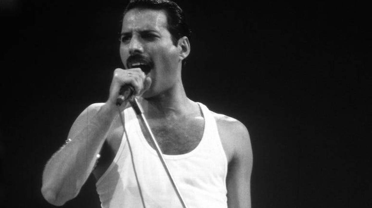 Freddie Mercury, Queen, Live Aid, Black and White, 1985