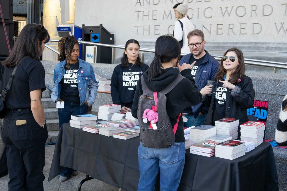 #FreedomToRead rallies were held across NYC on Saturday, including in front of the central branch of the Brooklyn Public Library in Grand Army Plaza.