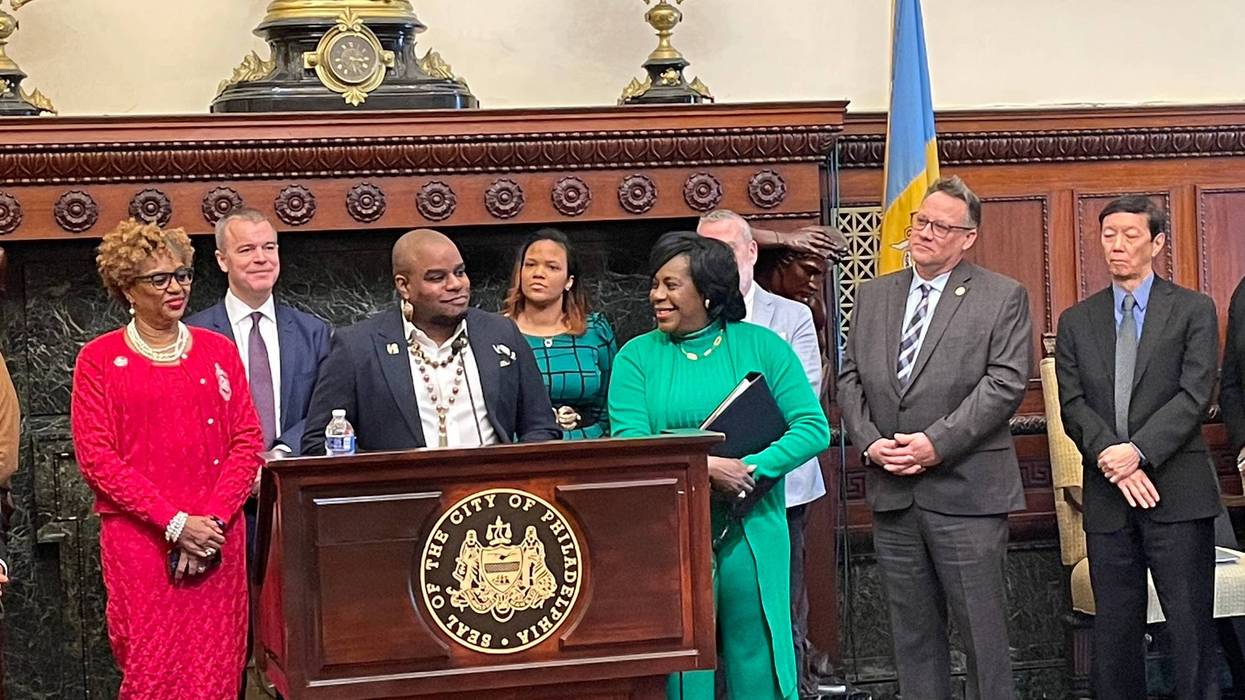 From left: Robin Torrence, Managing Director Adam Thiel, Tyrell Brown, Deputy Mayor Sincere Harris, Mayor Parker, Joe Brasky and Andy Toy.