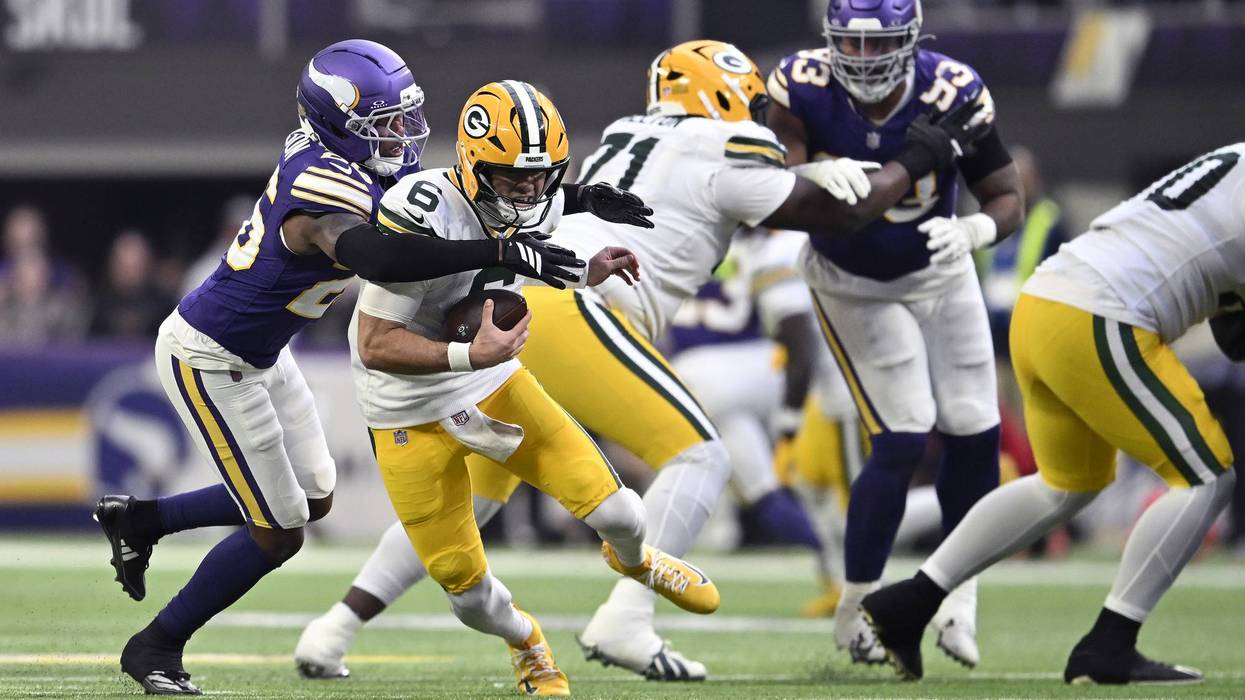 Vikings, Packers kick off the NFL regular season in Minneapolis