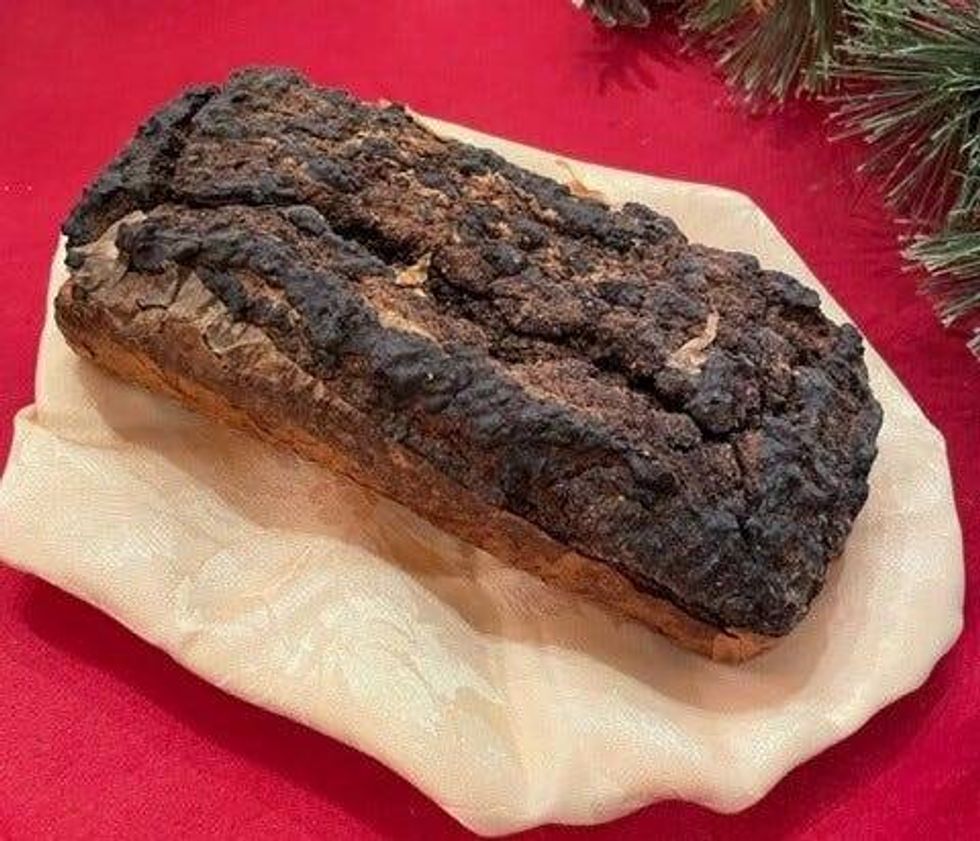 Fruitcake, 104