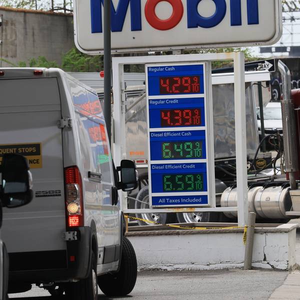 AAA forecasts record Memorial Day drivers despite high gas prices