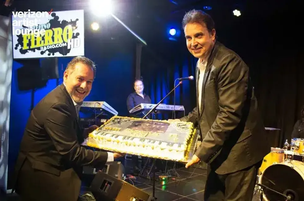 Gary Hobbs Performance