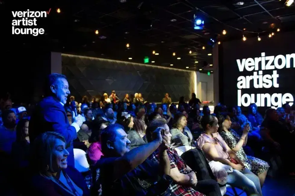 Gary Hobbs Performance