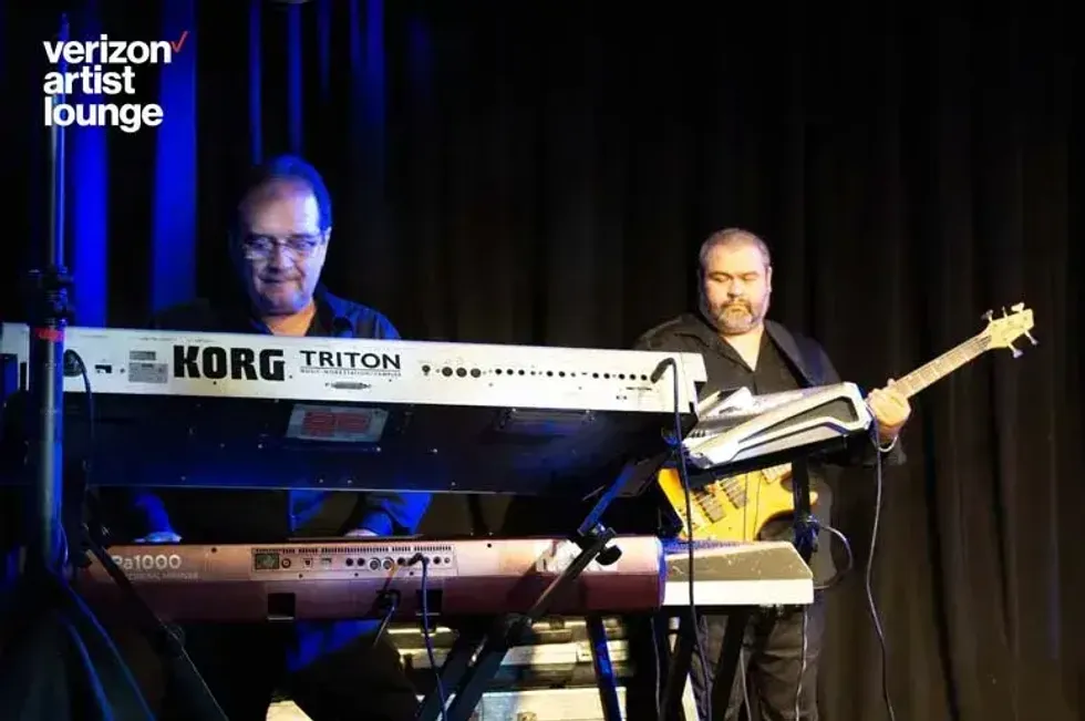 Gary Hobbs Performance