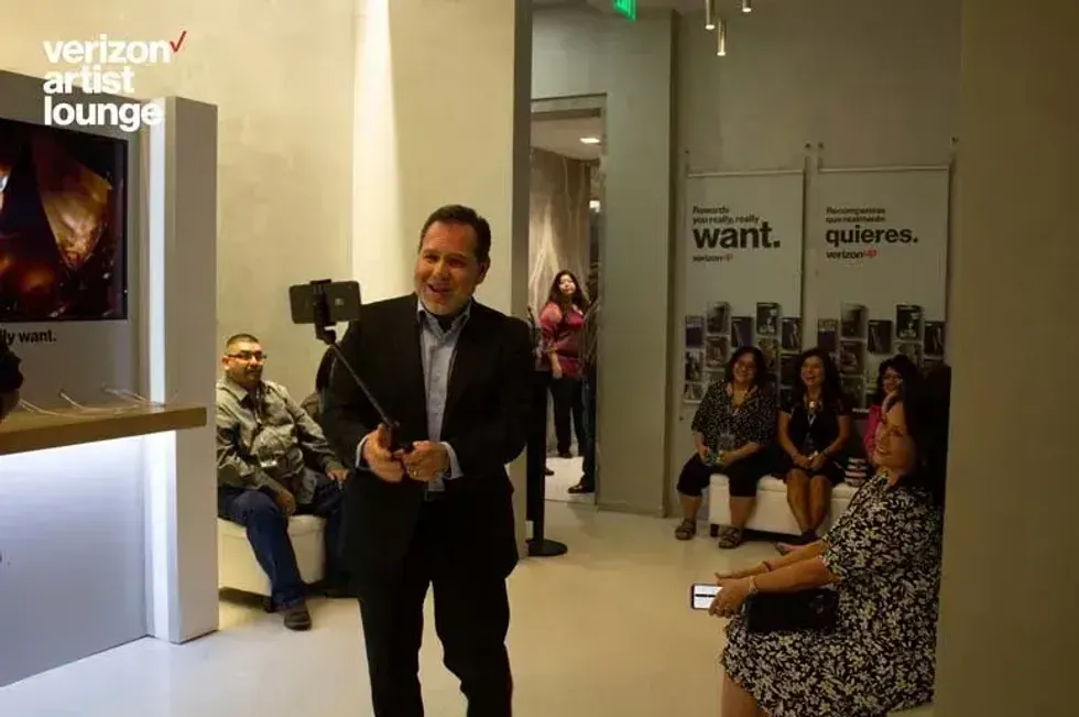 Gary Hobbs Performance