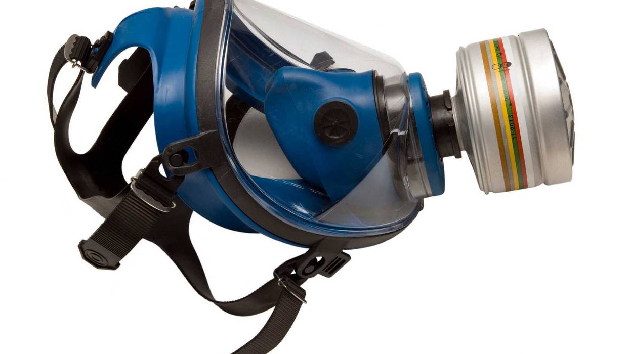 gas-mask-GettyImages-89491164.jpg