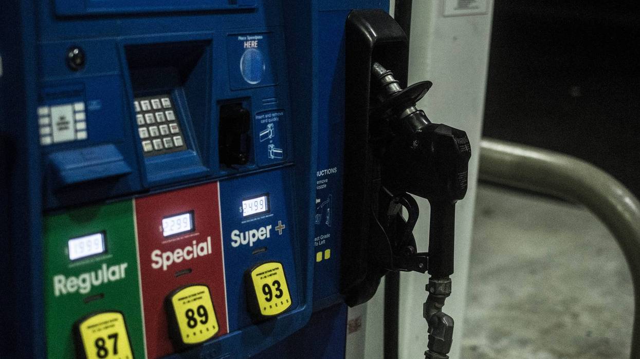 Gas pump