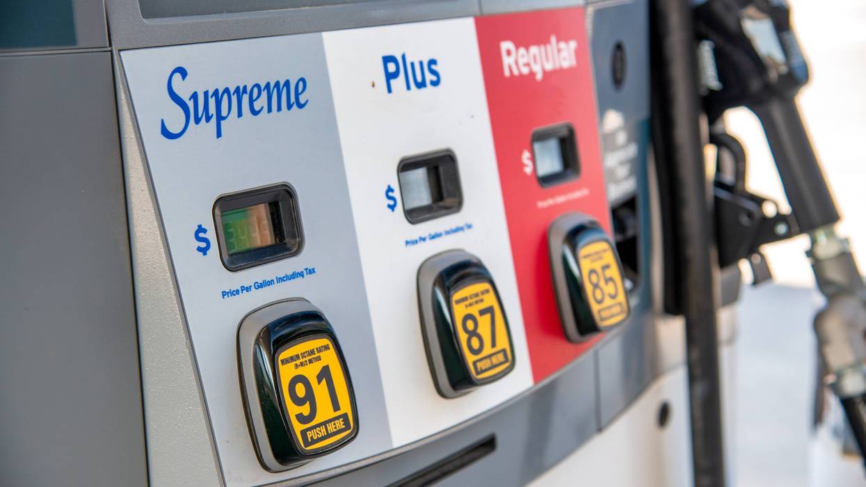 Gas pump