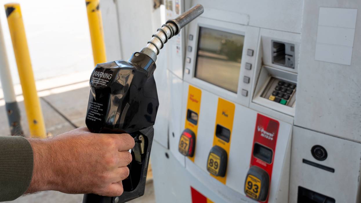 Gas pump