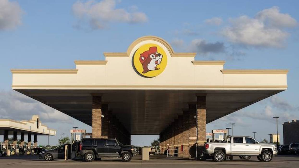 Texas A&M and Buc-ee’s release first-ever co-branded T-shirt