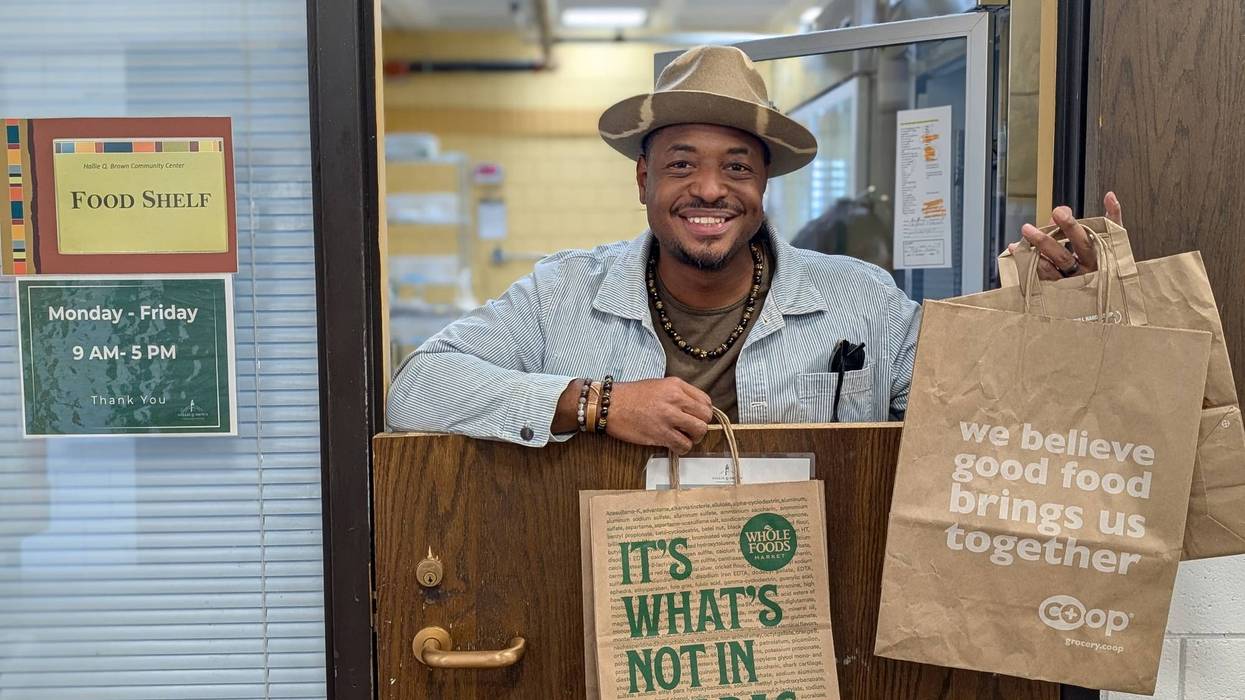 Gather up those brown paper bags in your pantry and help families in need in St. Paul