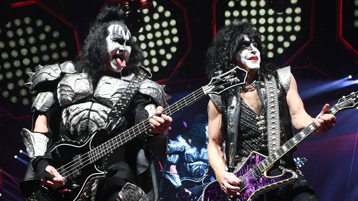Gene Simmons, Paul Stanley